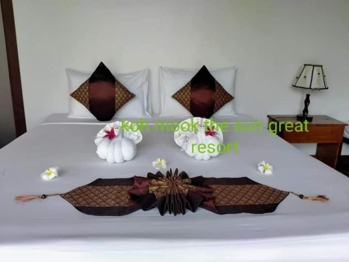 Kohmook The Sun Great Resort Ко-Мук Экстерьер фото